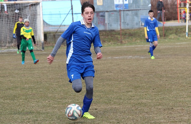 正是现代足 正是现代足