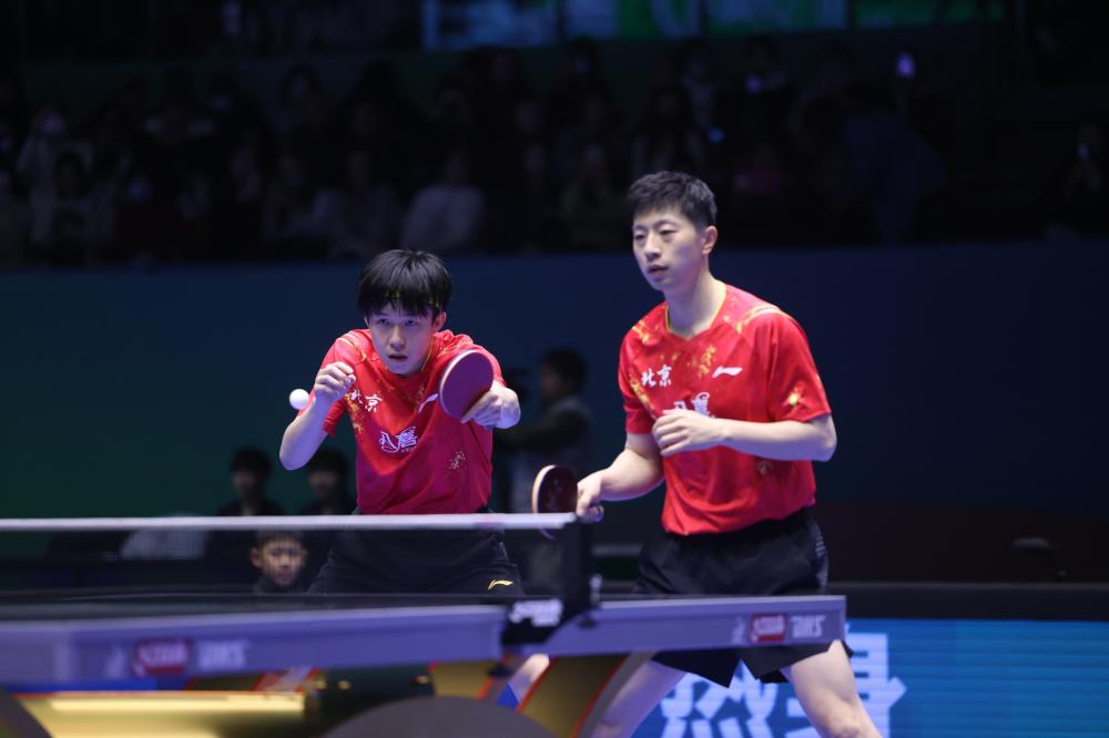 他鞏固球隊 他鞏固球隊